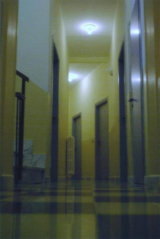 Albergo Tarsia Castrovillari Oda fotoğraf